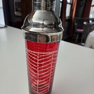 Cocktail Shaker, Ruby Red Art-deco